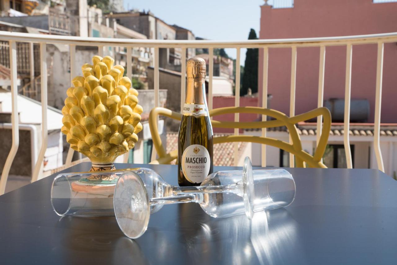 Casa Turrisi Bed & Breakfast Taormina Exterior photo